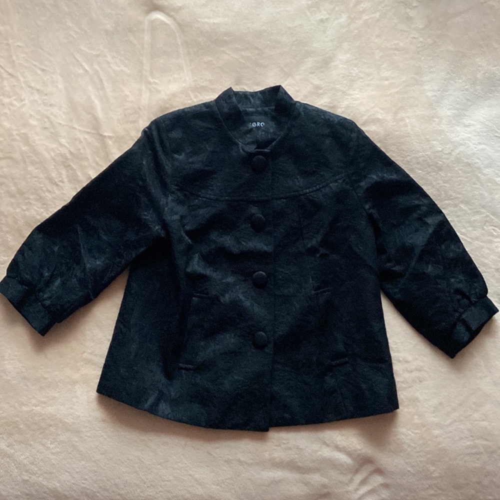 George Cropped Black 3/4 Sleeve Jacket 6 Brocade Shimmery Fabric